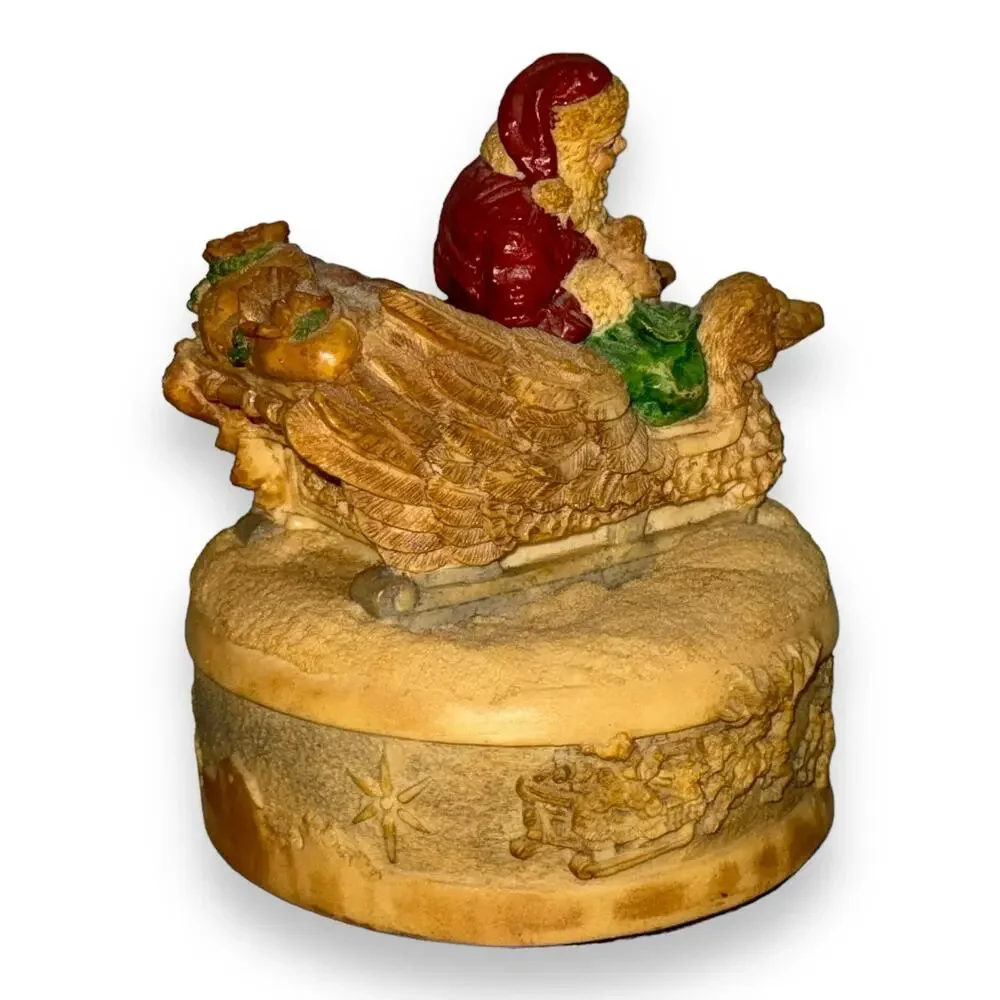 1989 Music Makers Santa's Sleigh Musical Polyresin Figurine Jingle Bells